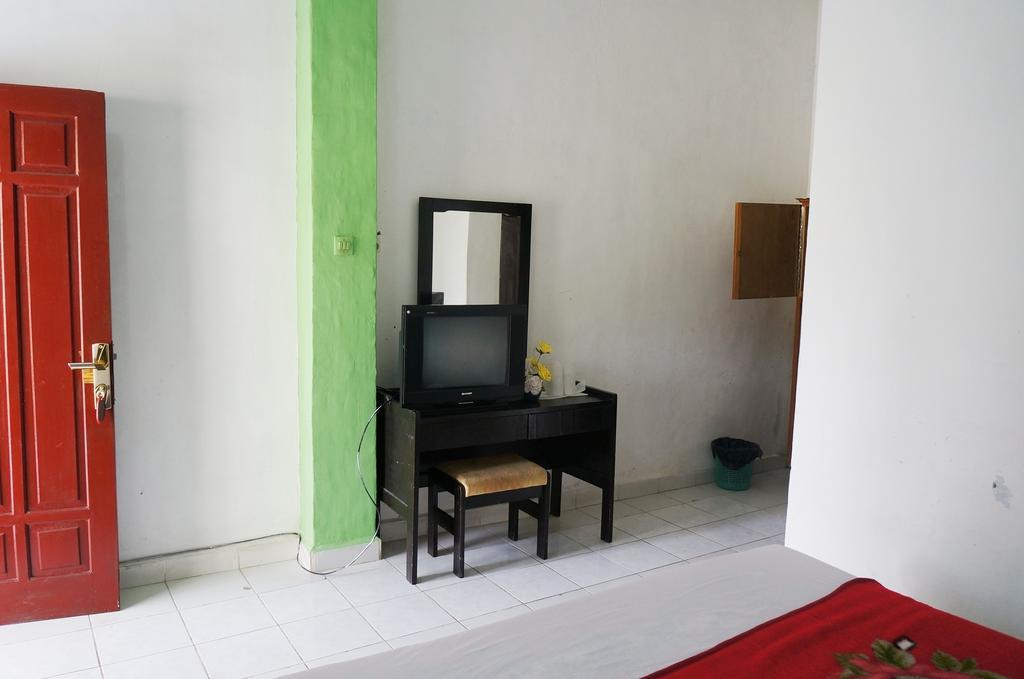Ambaroba Resort Hotel Tuk Tuk Quarto foto
